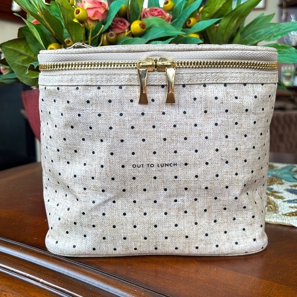 NWOT Kate Spade Out to Lunch Zippered Lunch Tote Polka Dot Neutral Insulated - Picture 6 of 11